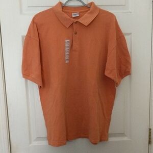 Gildan Men's Polo Shirt in Vibrant Orange